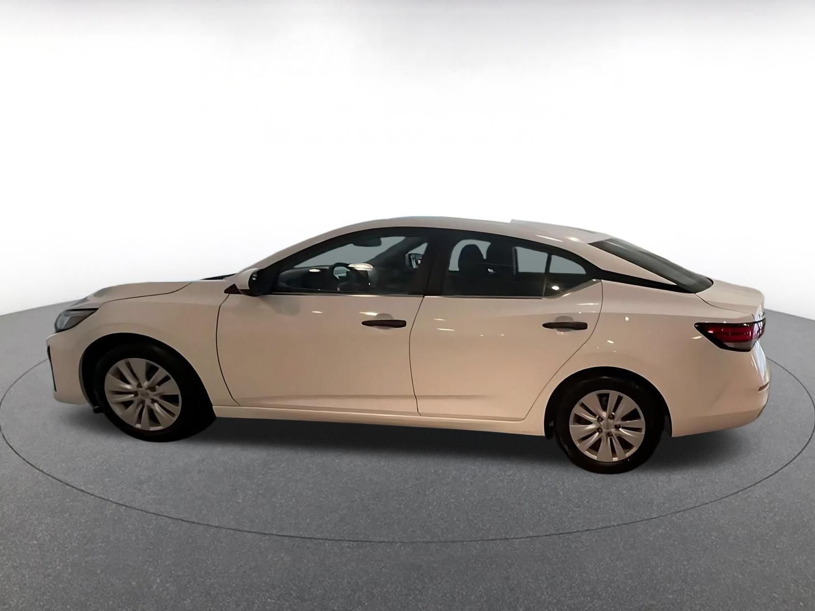 Used 2025 Nissan Sentra S FWD image 10