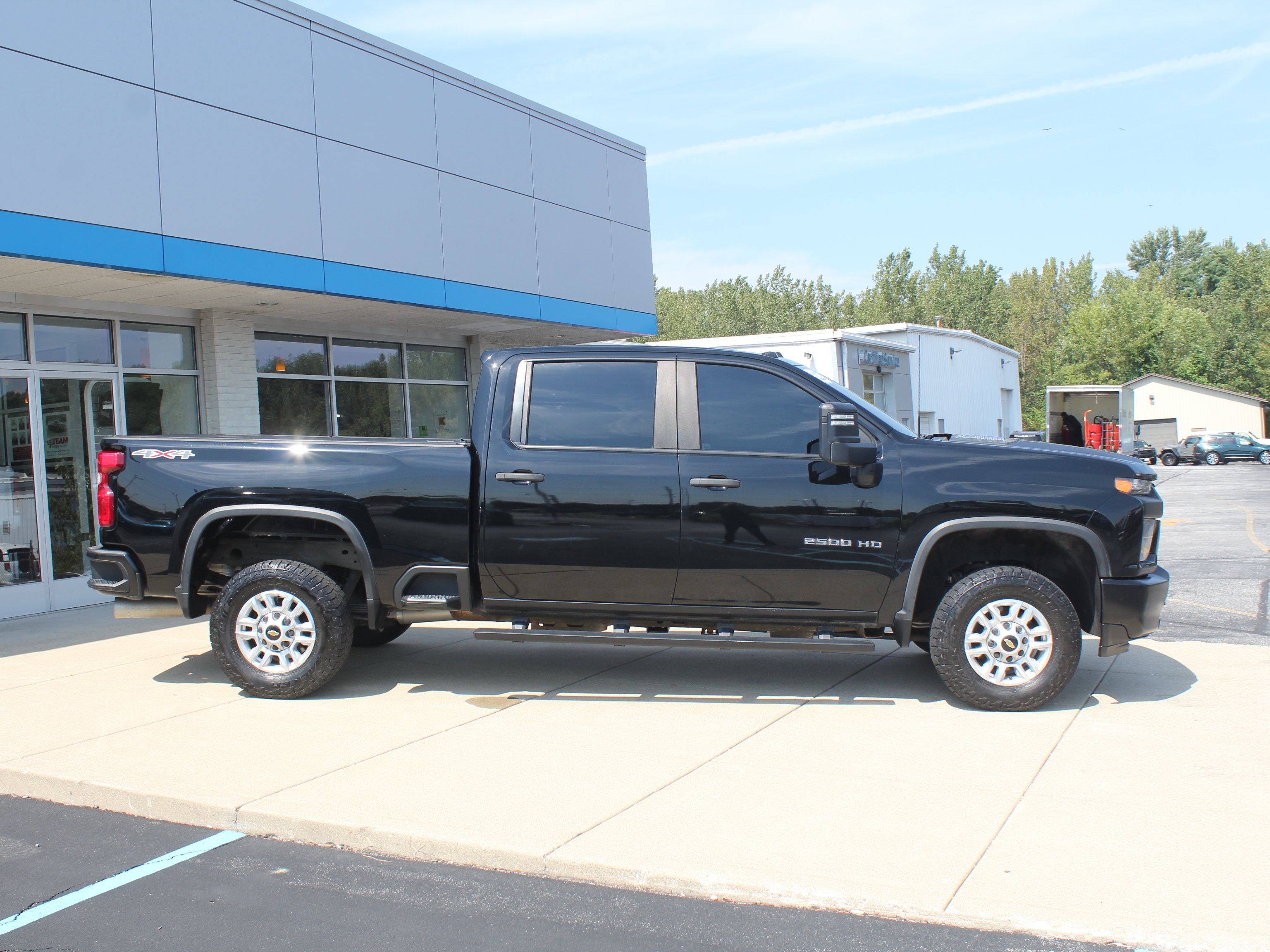 Used 2022 Chevrolet Silverado 2500 W/T w/ WT Convenience Package AWD/4WD image 5