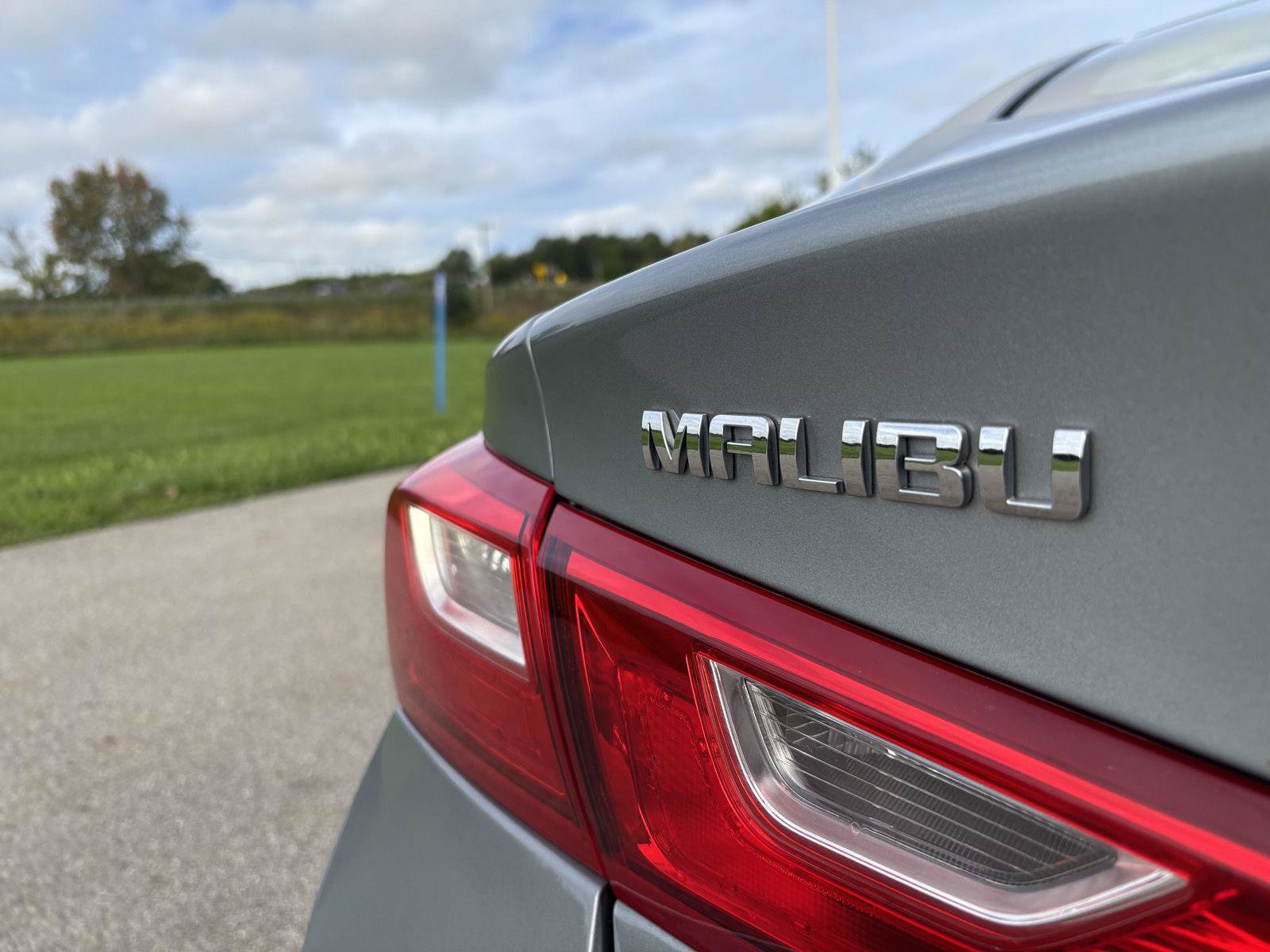Used 2024 Chevrolet Malibu LT FWD image 12