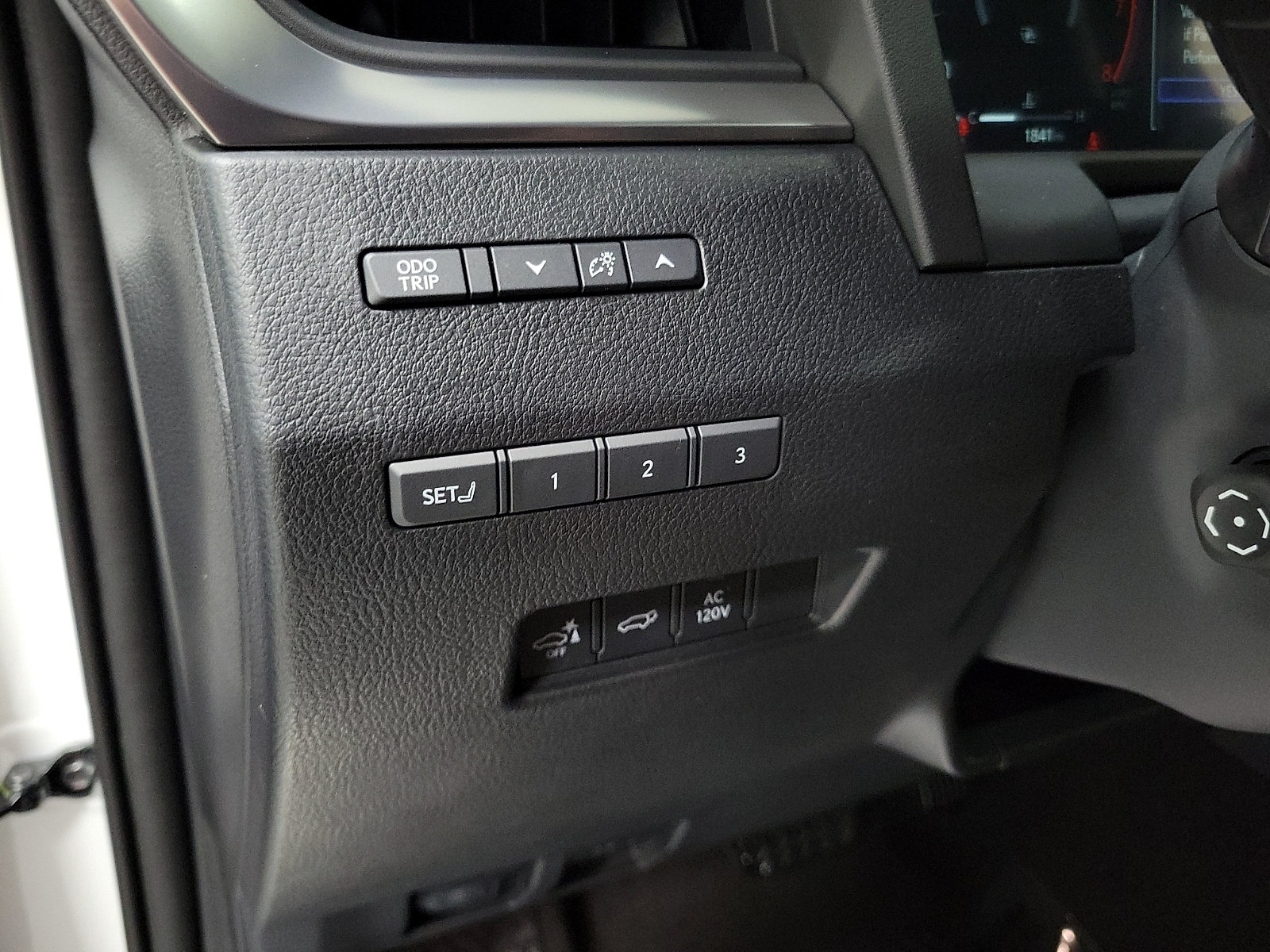 Used 2026 Lexus GX 550 w/ Cold Area Package AWD/4WD image 14
