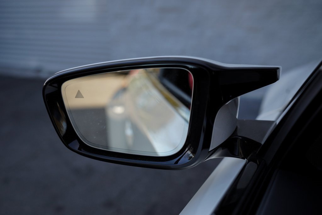 Used 2025 BMW M2 w/ Lighting Package image 38