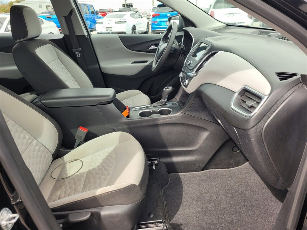 Used 2019 Chevrolet Equinox LS image 17