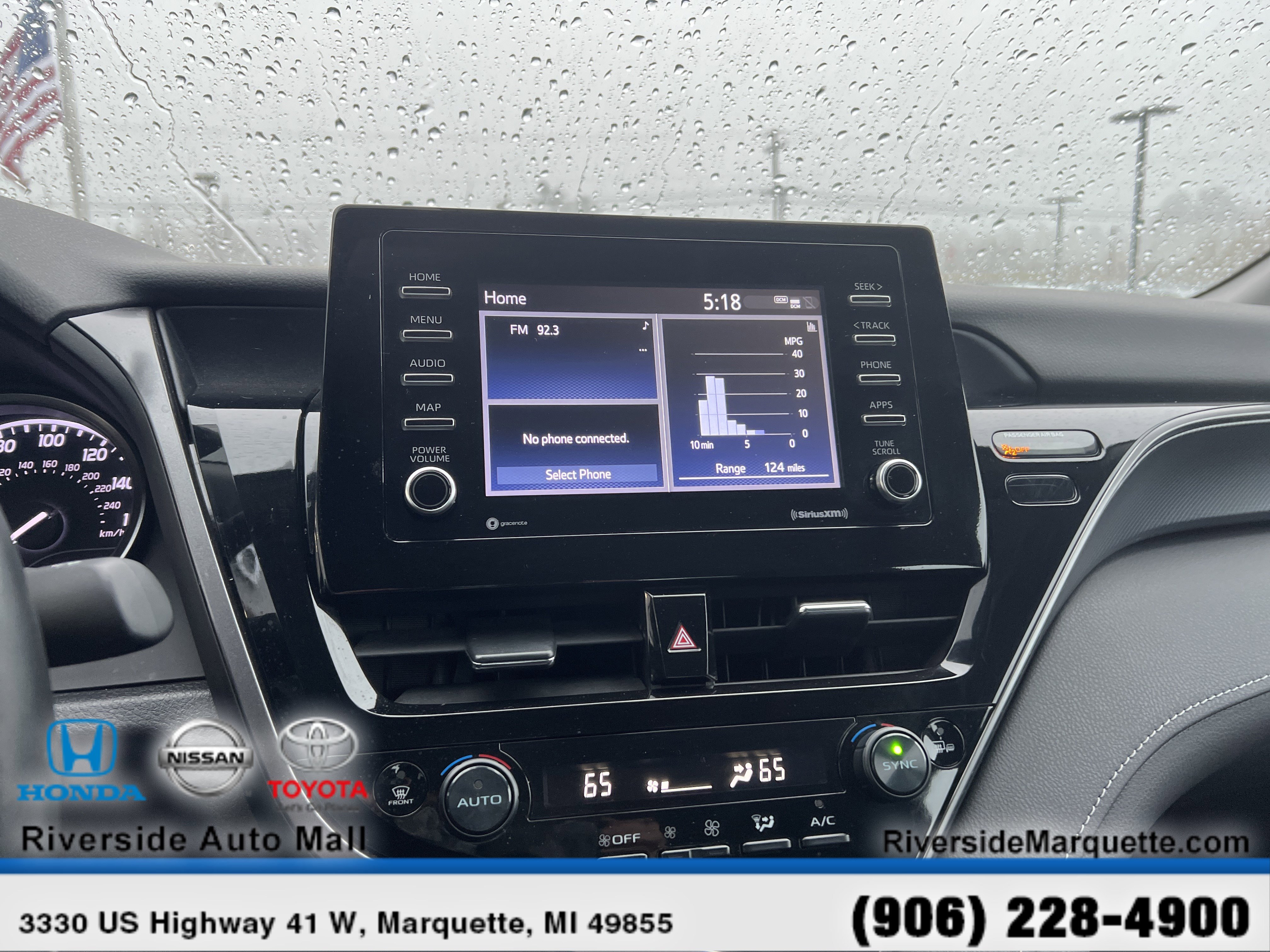 Used 2023 Toyota Camry SE image 17