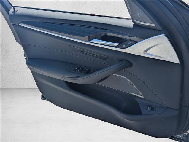 Certified 2023 BMW 530i xDrive w/ Premium Package image 10