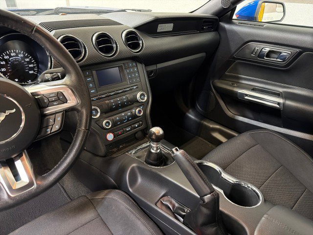 Used 2017 Ford Mustang Coupe image 15