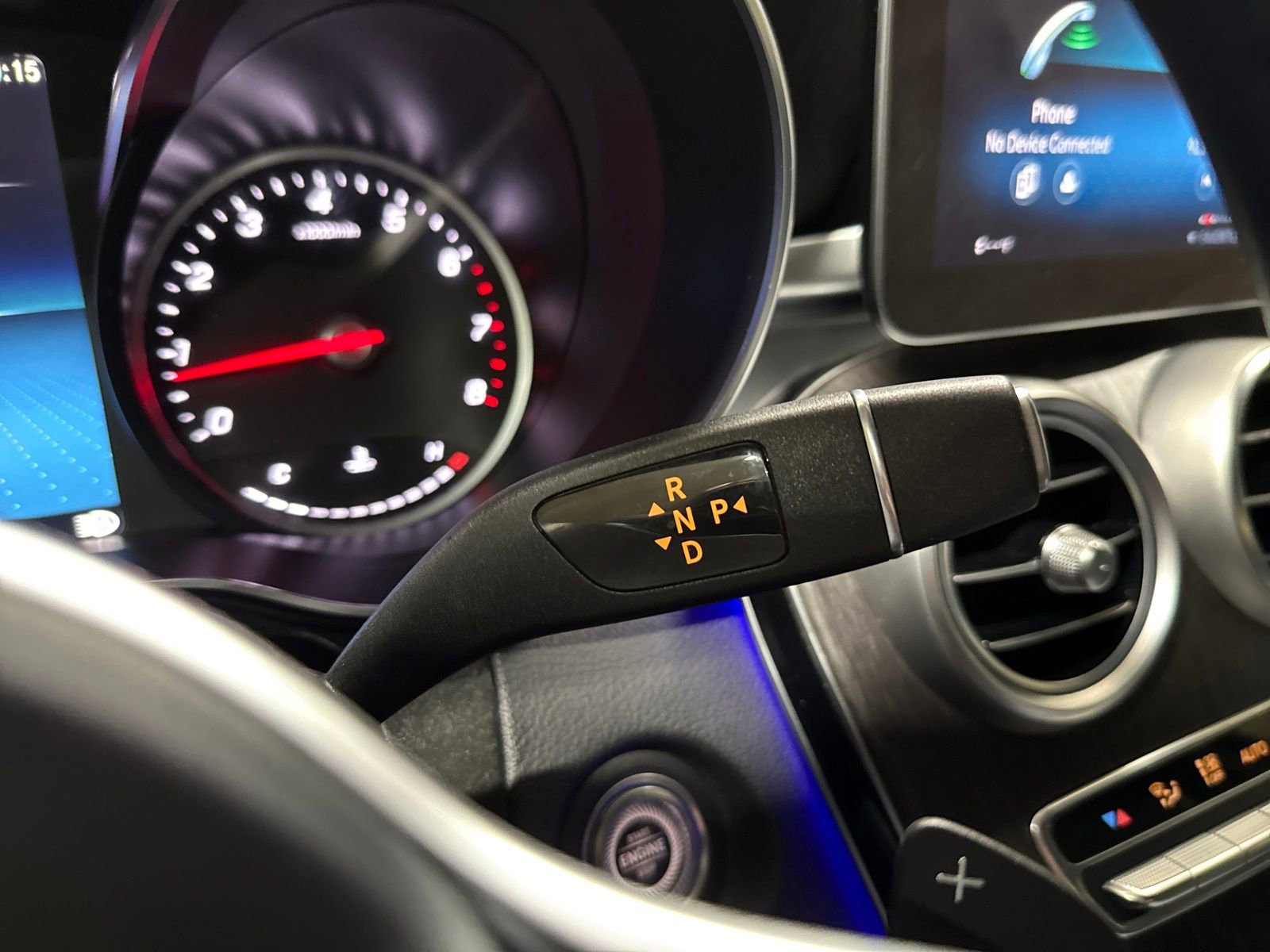 Used 2022 Mercedes-Benz GLC 300 4MATIC image 23