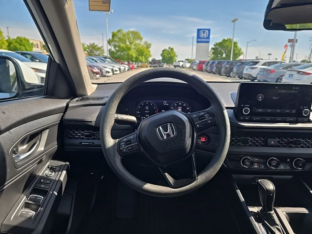 Used 2025 Honda Accord LX image 12