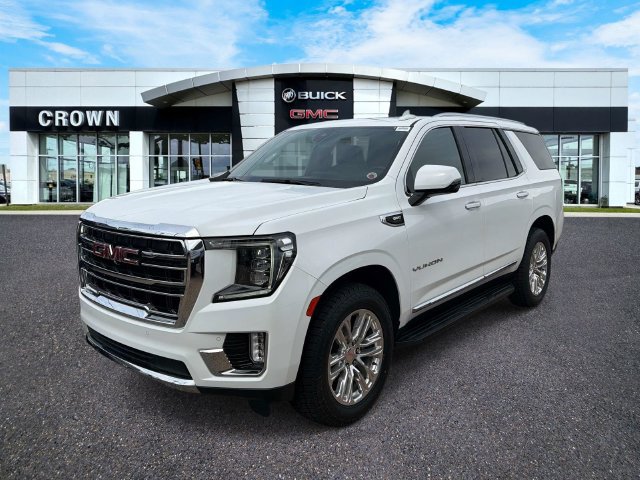 Used 2022 GMC Yukon SLT w/ SLT Premium Package