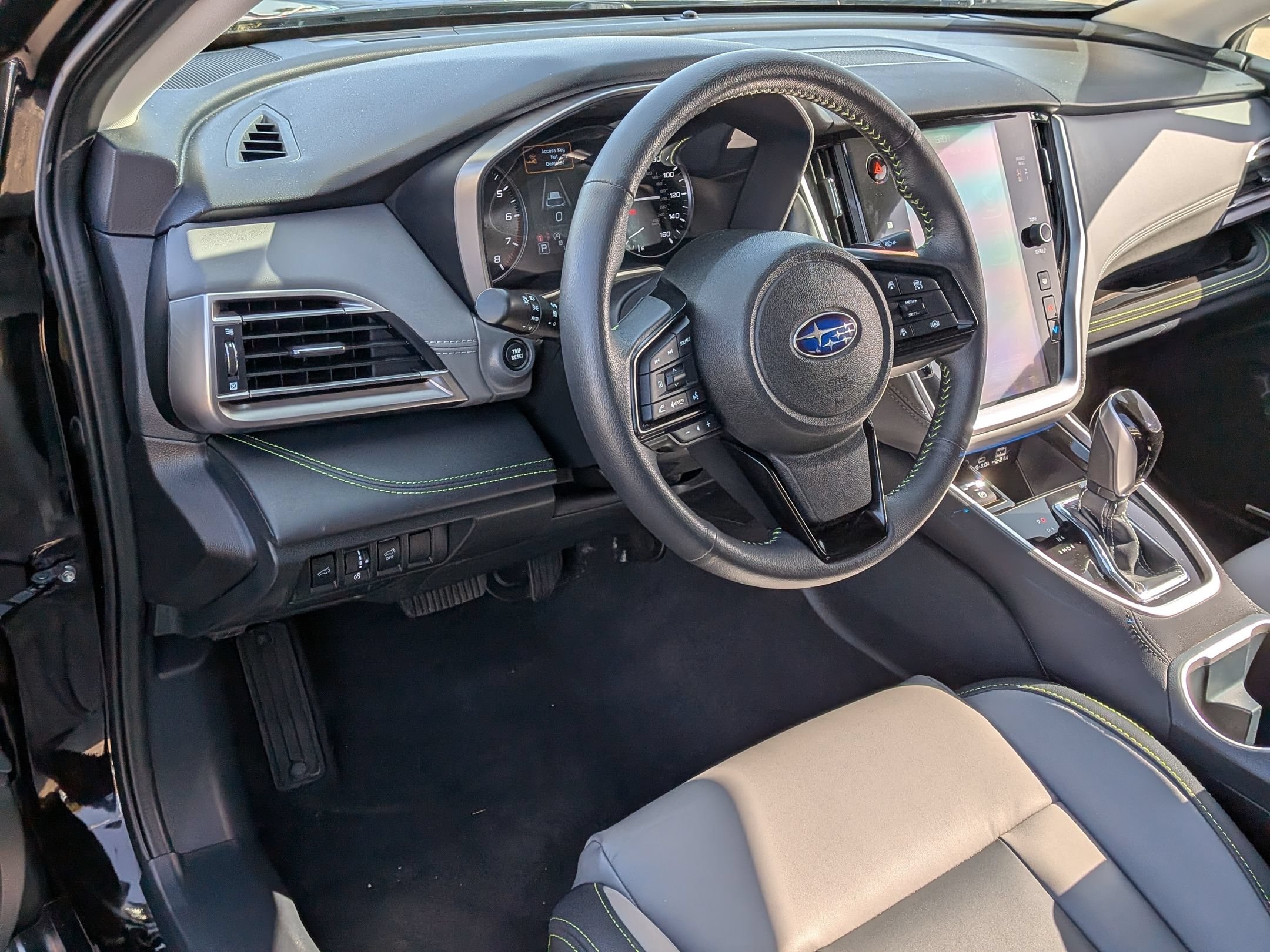 Used 2025 Subaru Outback Onyx Edition AWD/4WD image 13