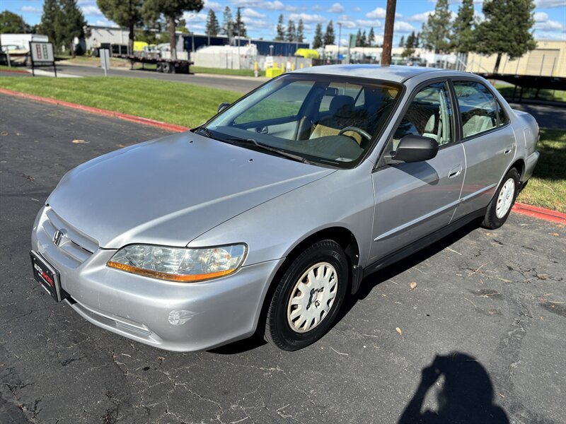 Used 2001 Honda Accord VP image 5