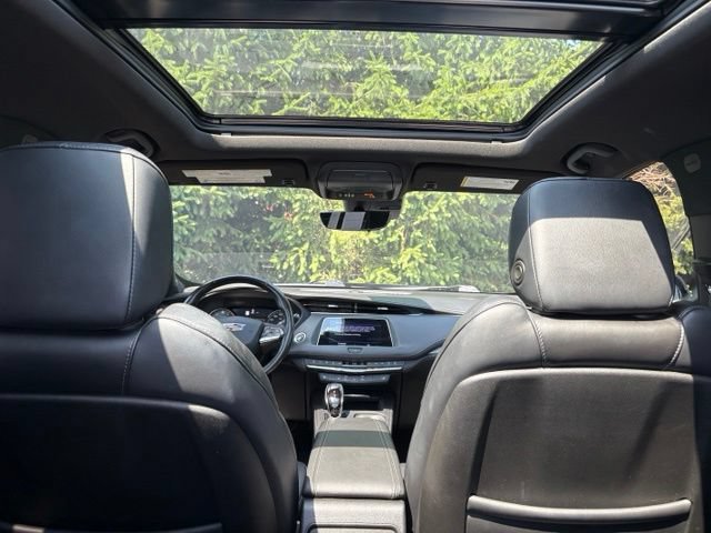 Certified 2023 Cadillac XT4 Premium Luxury w/ Enhanced Visibility Package AWD/4WD image 7
