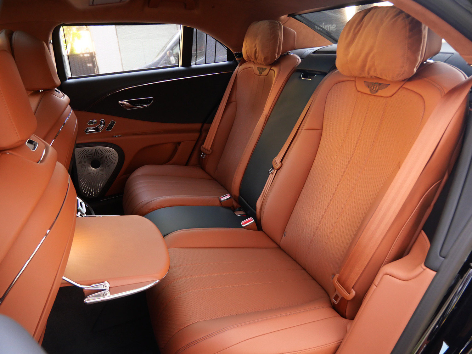 New 2026 Bentley Flying Spur V8 AWD/4WD image 25