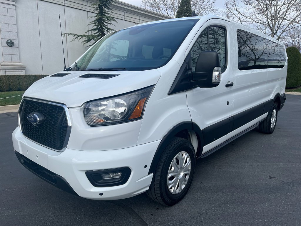 Used 2024 Ford Transit 350 XLT image 3