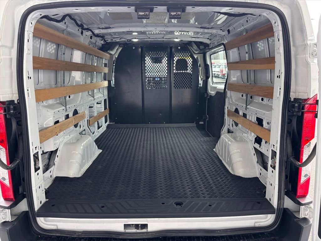 Used 2024 Ford Transit 250 Low Roof w/ Exterior Upgrade Package image 3