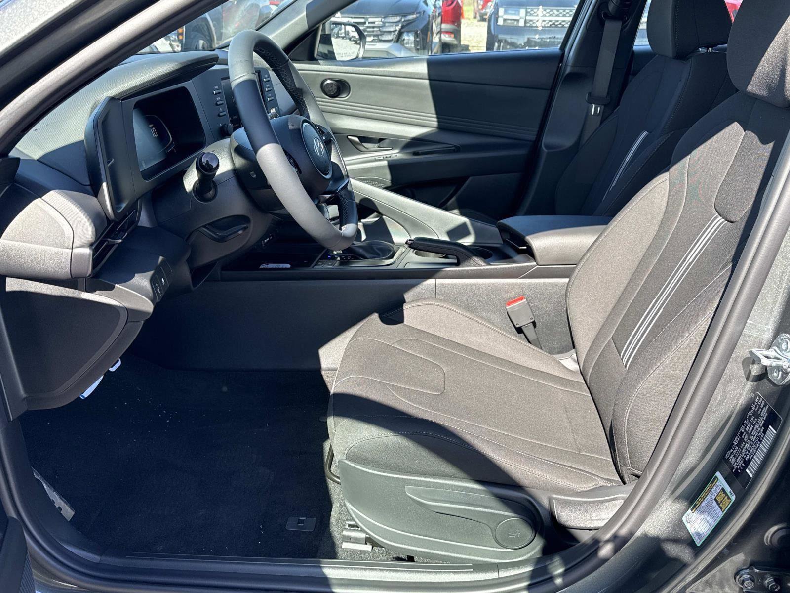 New 2026 Hyundai Elantra Sport FWD image 9