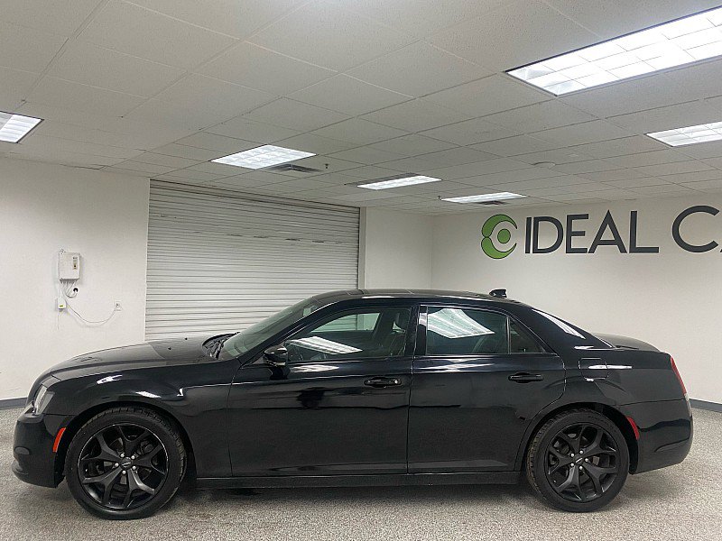 Used 2022 Chrysler 300 S image 8