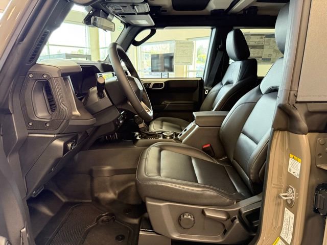 New 2026 Ford Bronco Badlands image 8