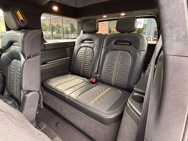 Used 2024 Rivian R1S Adventure image 34
