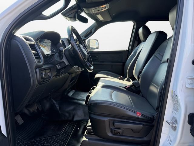 Used 2022 RAM 5500 Tradesman w/ Safety Group image 8