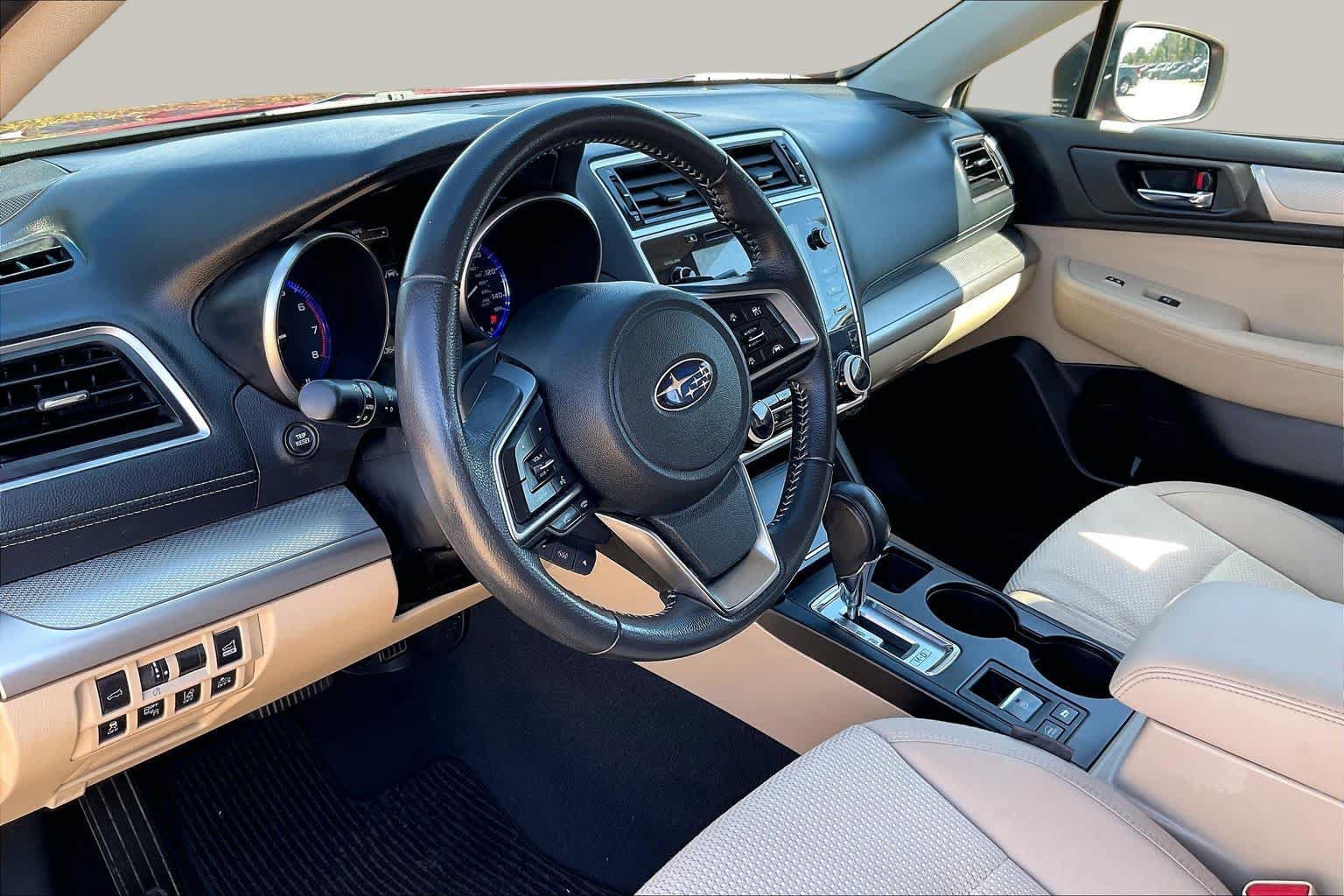 Used 2018 Subaru Outback 2.5i Premium AWD/4WD image 14
