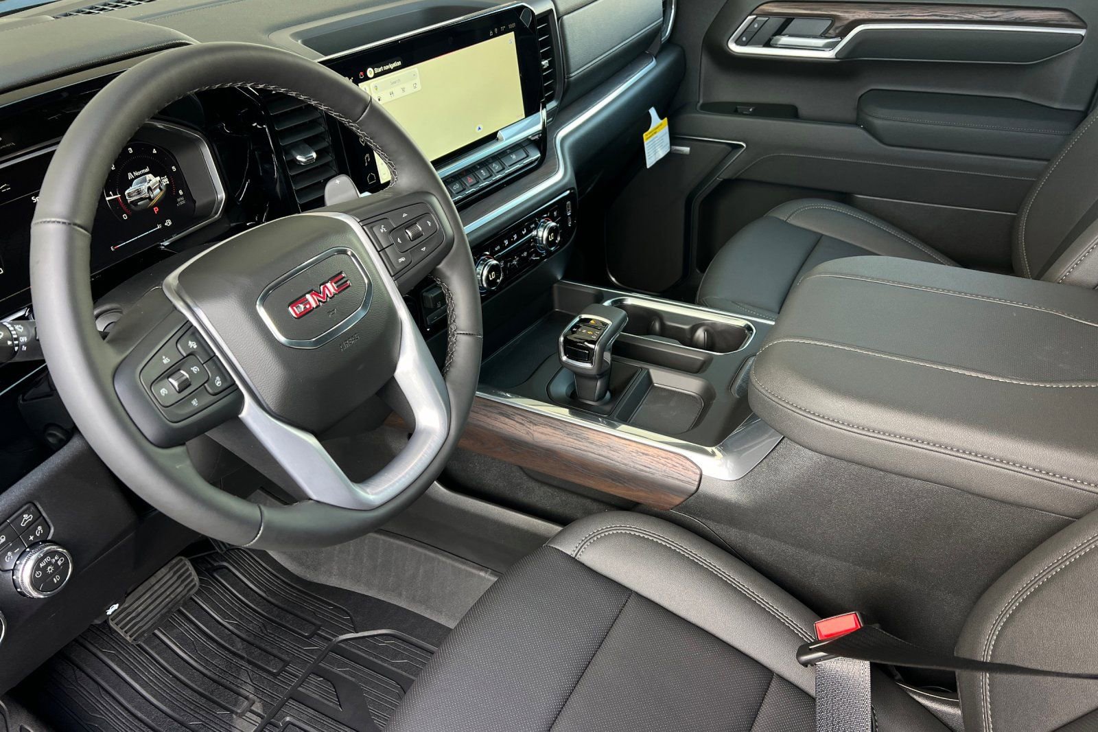 New 2026 GMC Sierra 1500 SLT w/ SLT Premium Plus Package AWD/4WD image 8