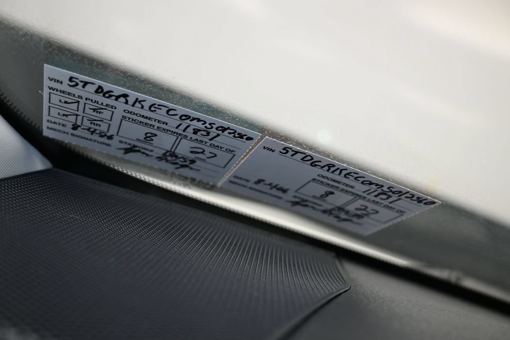 Used 2021 Toyota Sienna LE FWD image 33
