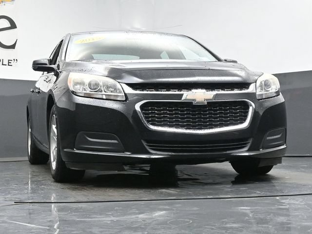 Used 2015 Chevrolet Malibu LT FWD image 3