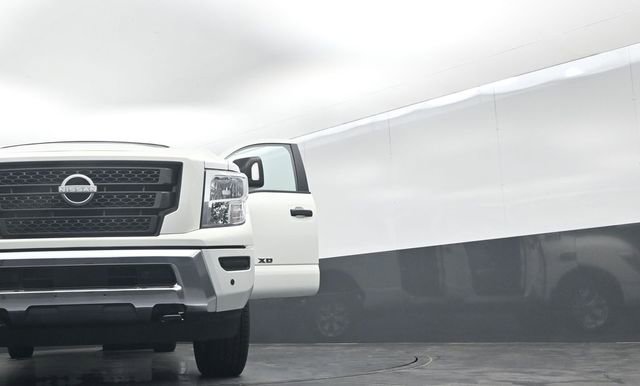 Used 2024 Nissan Titan SV w/ SV Convenience Package image 72