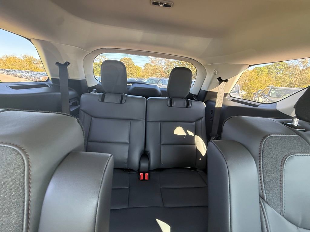 New 2026 Ford Explorer Active w/ Active Comfort Package image 14