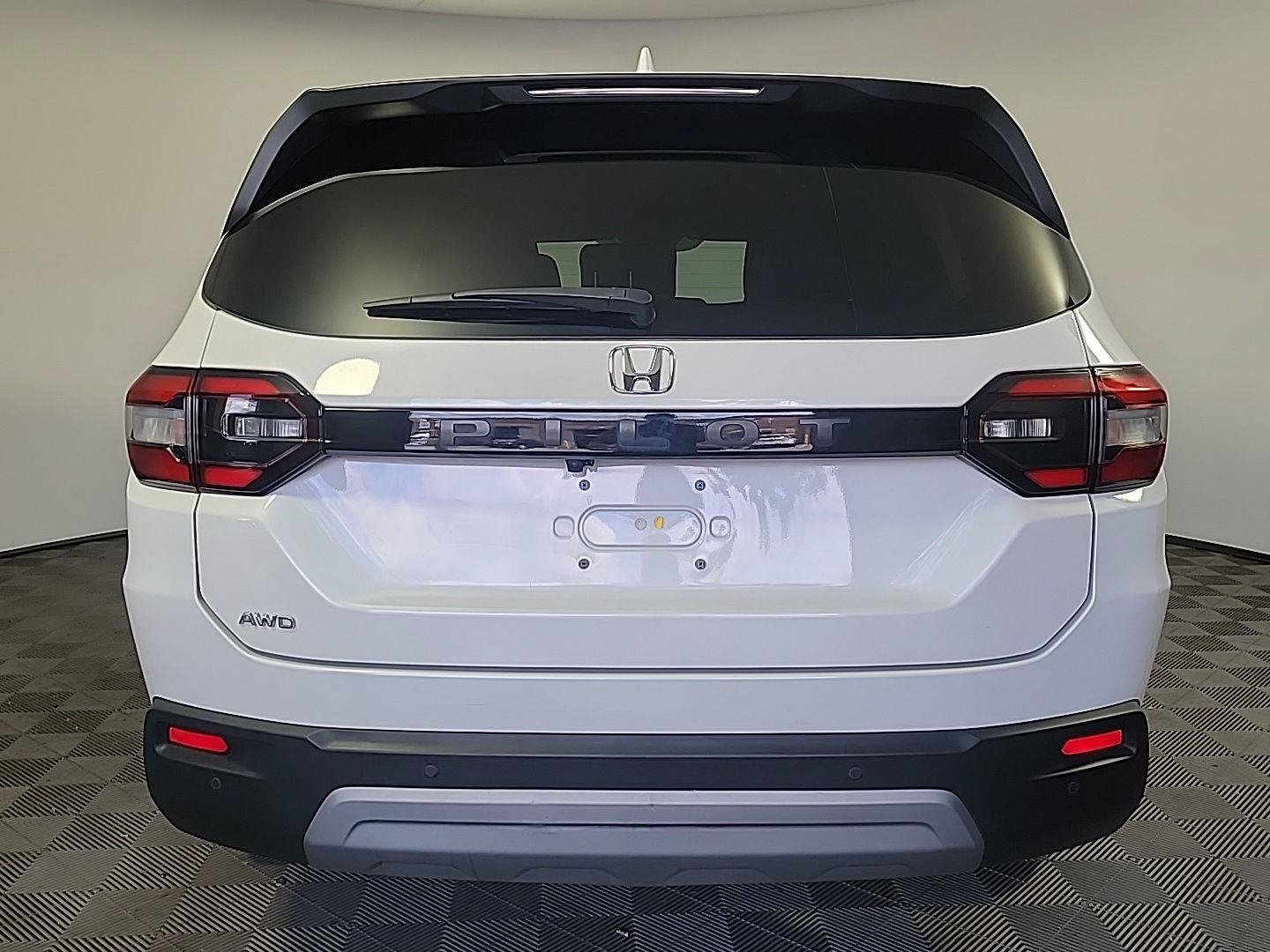Certified 2025 Honda Pilot EX-L image 5