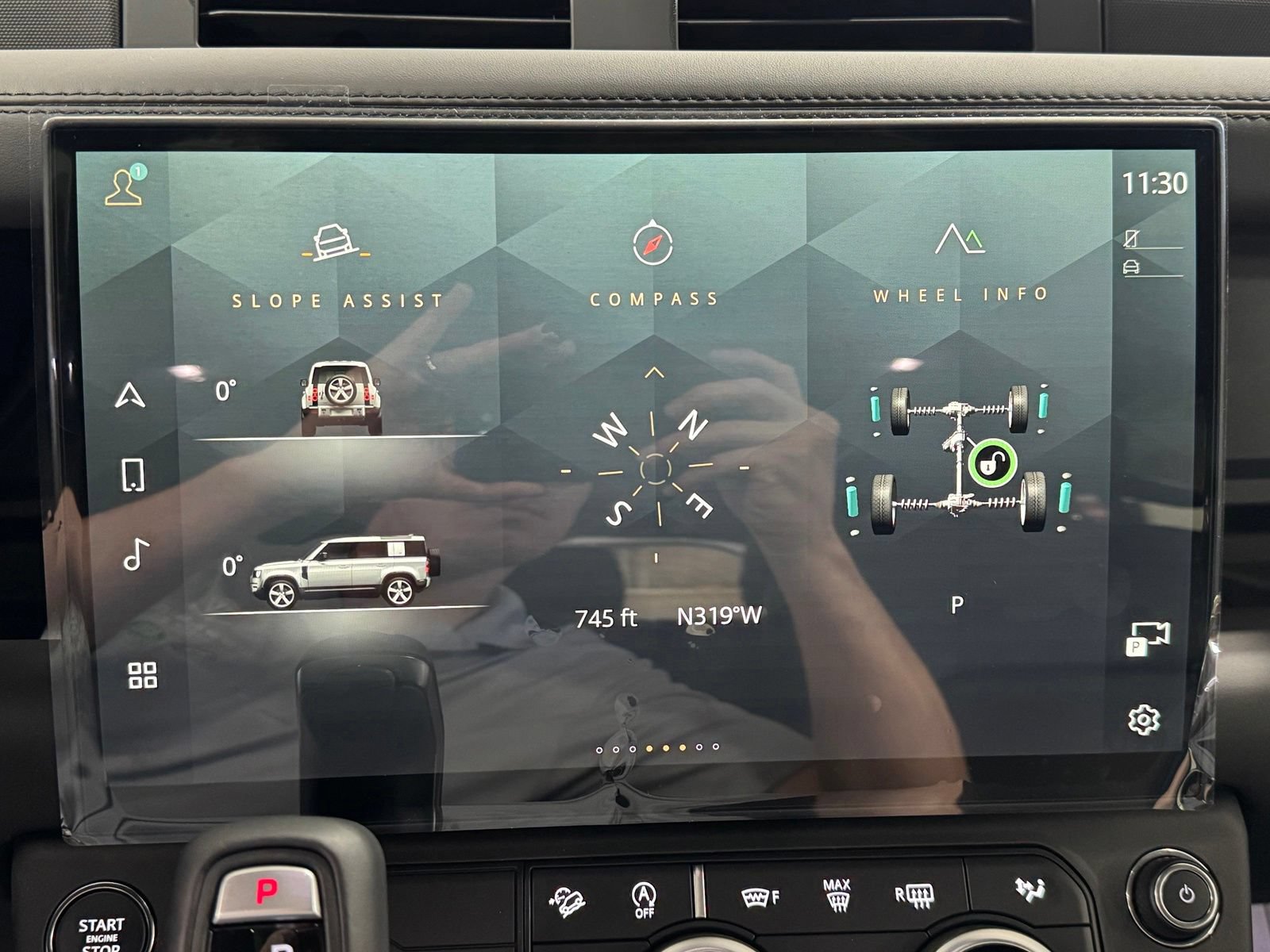 New 2026 Land Rover Defender 110 X-Dynamic SE AWD/4WD image 26