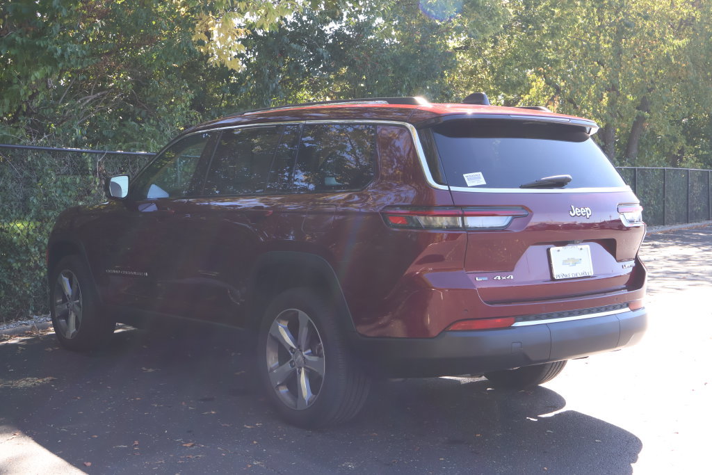 Used 2022 Jeep Grand Cherokee L Limited AWD/4WD image 5