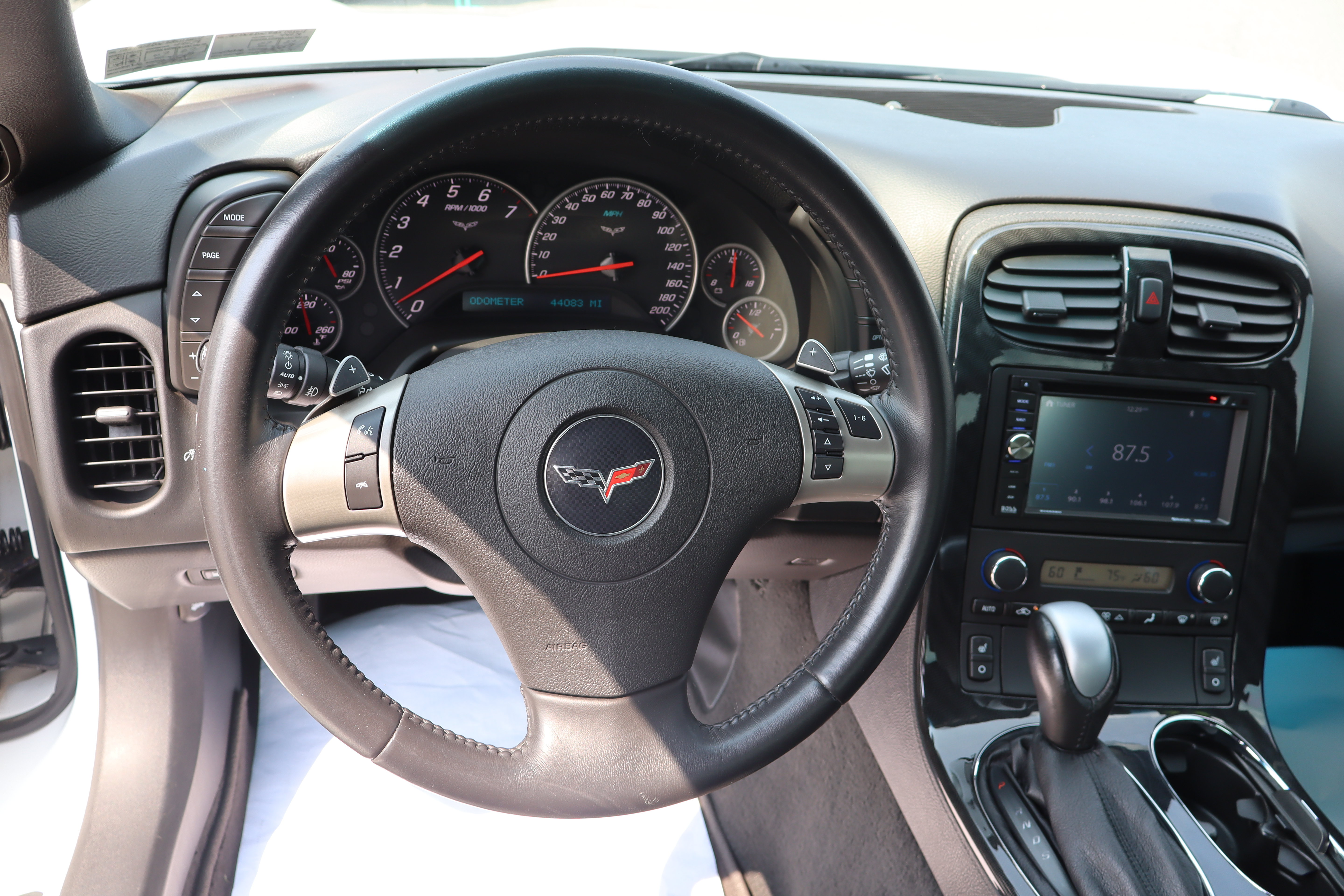 Used 2011 Chevrolet Corvette Grand Sport w/ Preferred Equipment Group RWD image 15