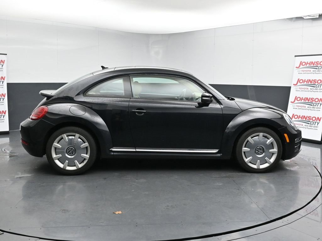 Used 2017 Volkswagen Beetle 1.8T SEL image 9