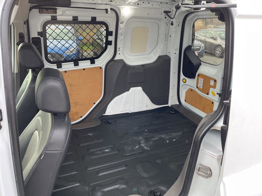 Used 2022 Ford Transit Connect XL image 5