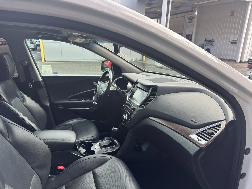 Used 2019 Hyundai Santa Fe XL image 19