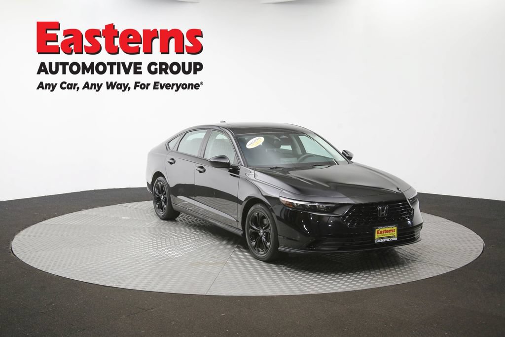 Used 2025 Honda Accord SE image 44