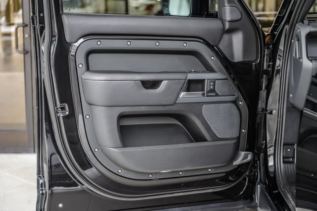 Used 2020 Land Rover Defender 110 X AWD/4WD image 49