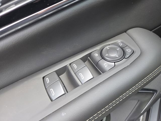 New 2026 GMC Yukon XL Elevation w/ Elevation Premium Package AWD/4WD image 11