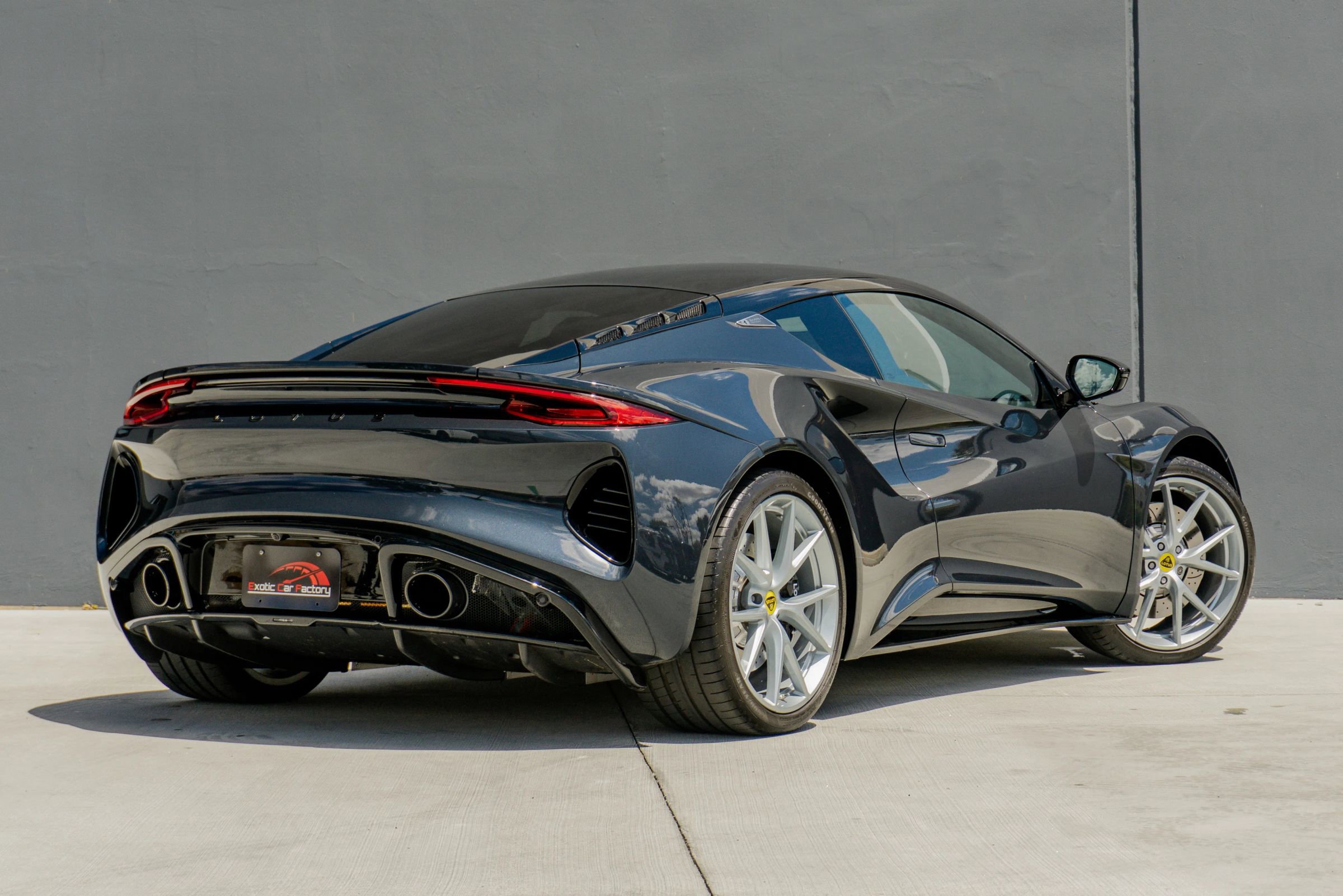 Used 2024 Lotus Emira First Edition image 7