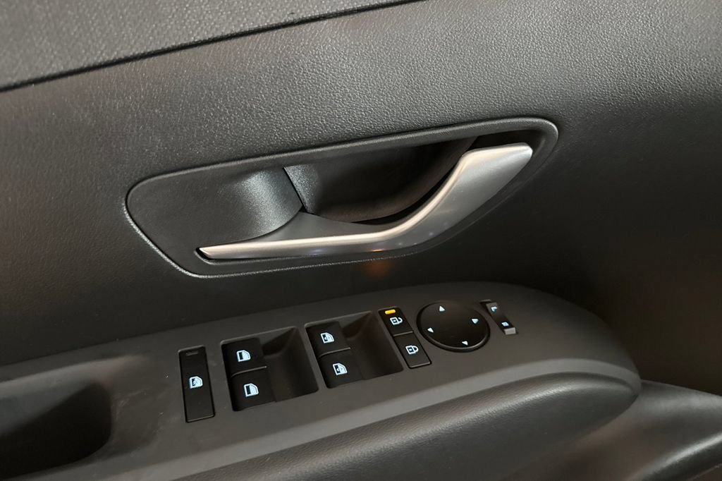 New 2026 Hyundai Tucson SEL FWD image 11