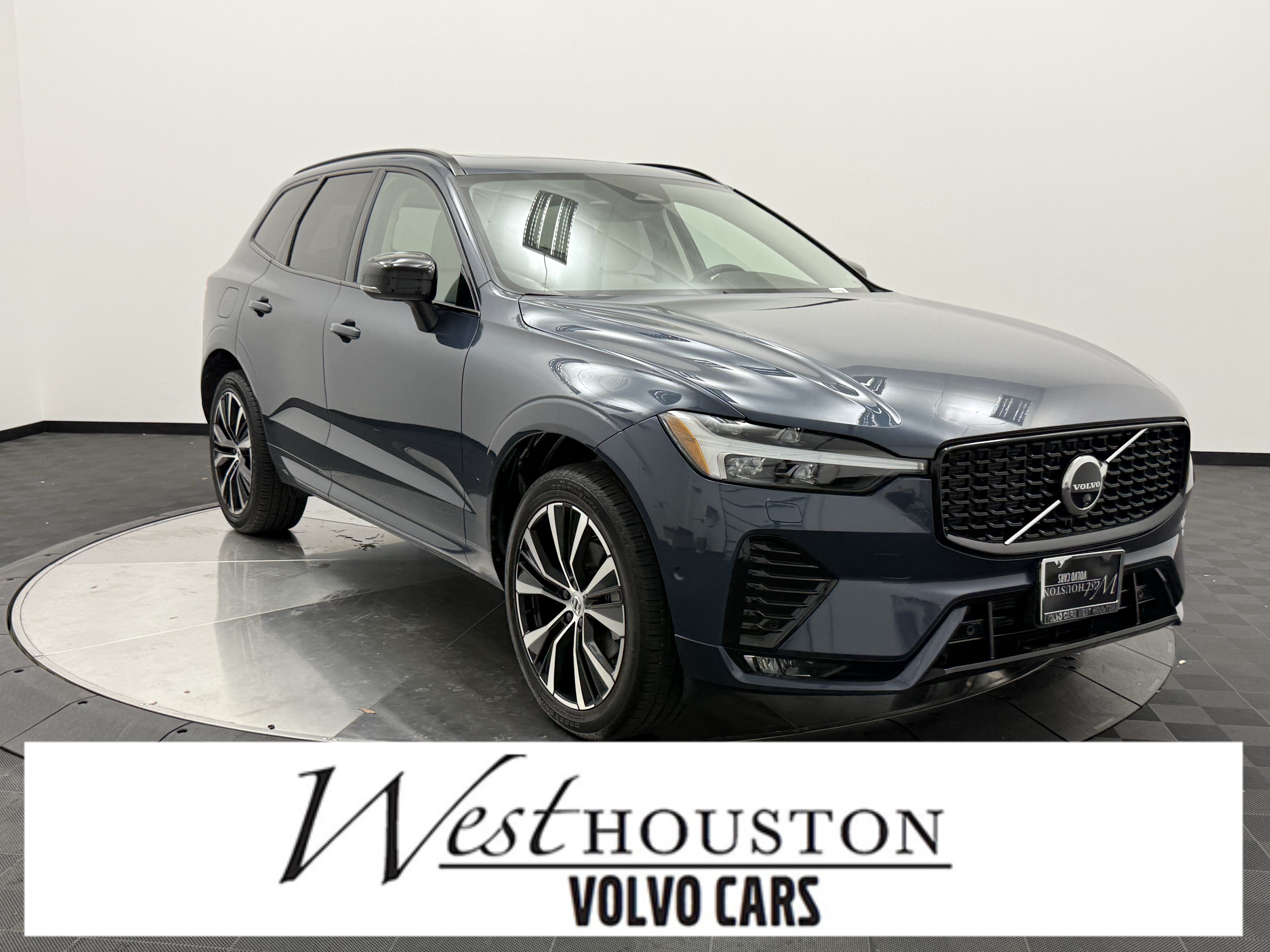 Certified 2025 Volvo XC60 B5 Plus w/ Protection Package Premier