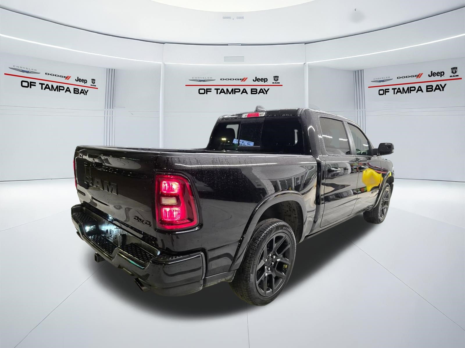 Used 2025 RAM 1500 Laramie w/ Night Edition AWD/4WD image 7