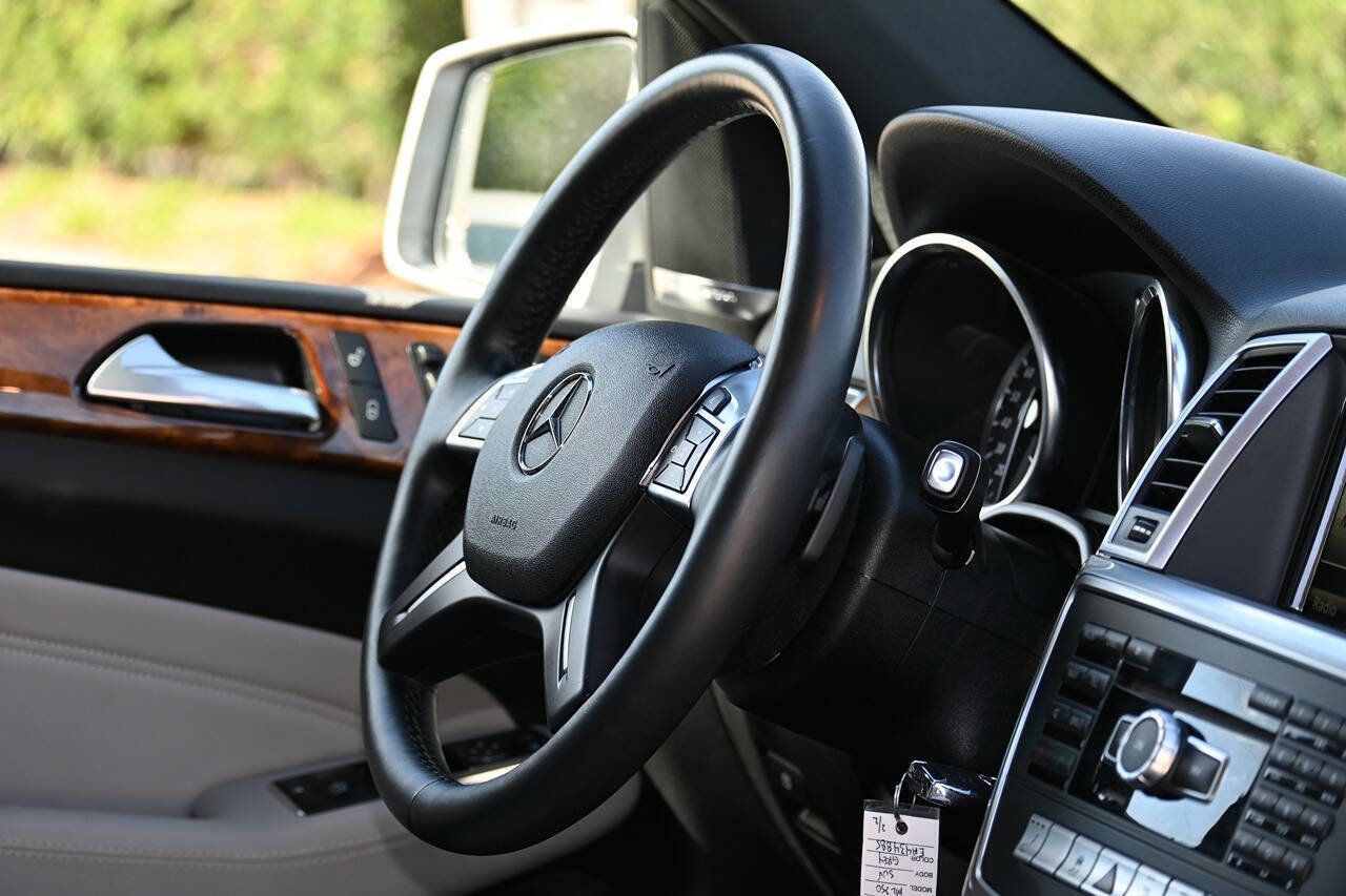 Used 2014 Mercedes-Benz ML 350 4MATIC image 37