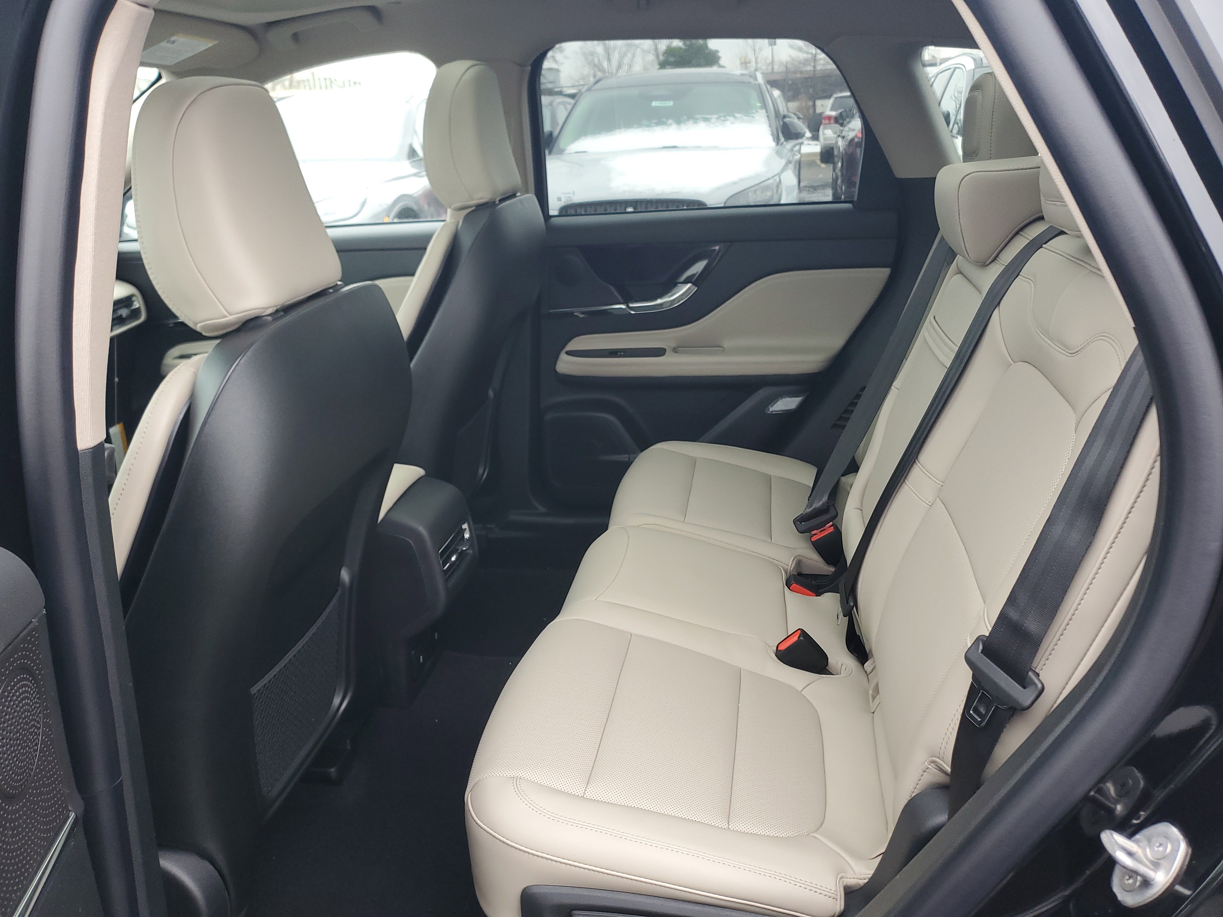 New 2026 Lincoln Corsair Premiere image 25