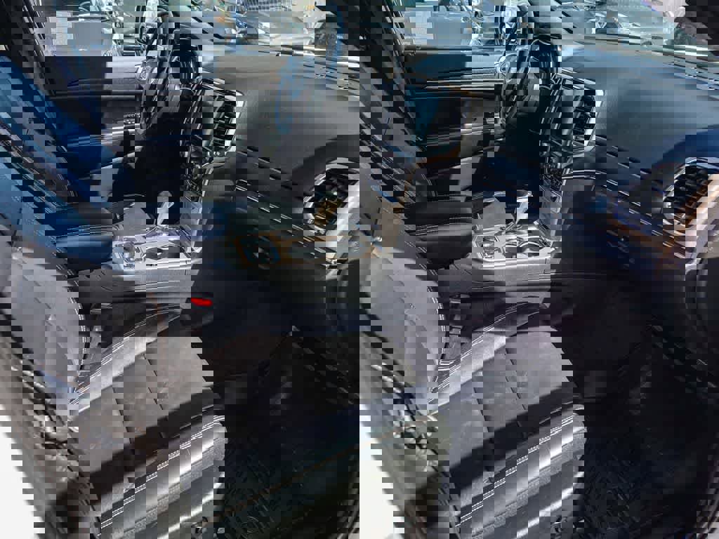 Certified 2017 Jeep Grand Cherokee Limited image 15