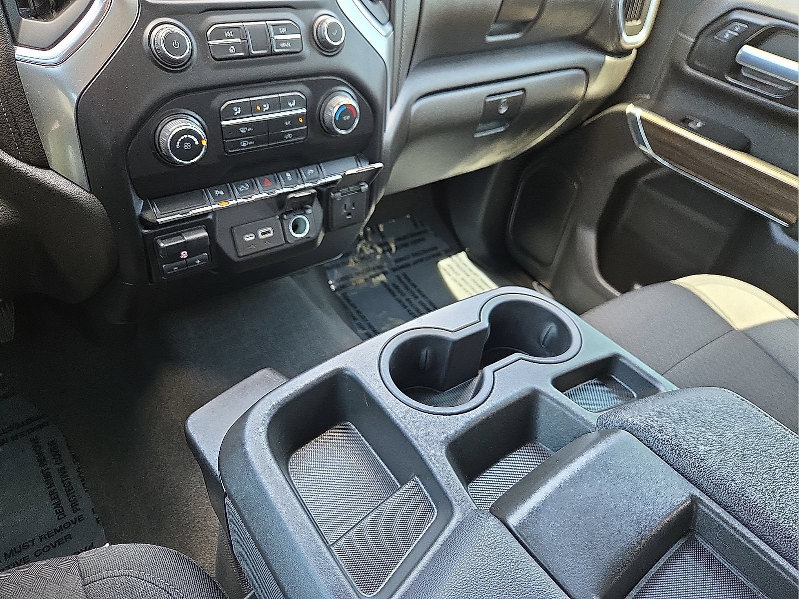 Used 2022 Chevrolet Silverado 2500 LT AWD/4WD image 25