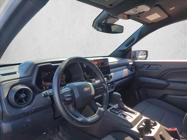Used 2023 Chevrolet Colorado W/T image 13