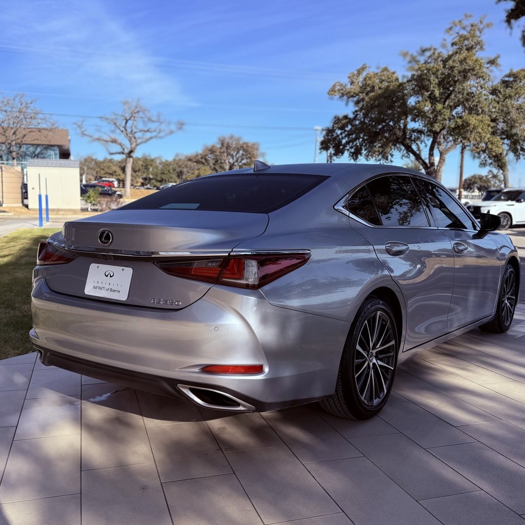 Used 2024 Lexus ES 350 w/ Premium Package image 6