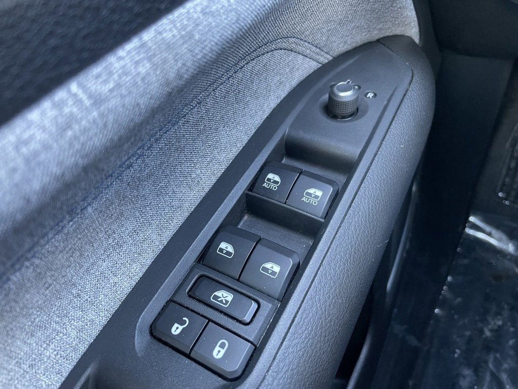 Used 2024 Jeep Compass Latitude image 22